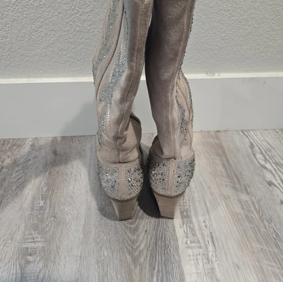 Madden Girl Sparkly Boots - Picture 11 of 16